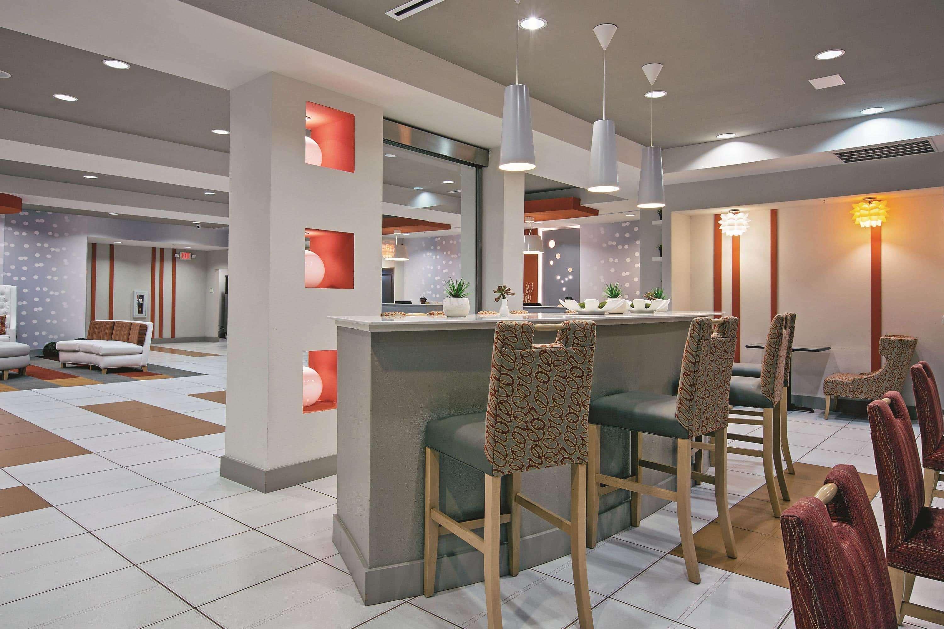 Hotel La Quinta By Wyndham Harrisburg-hershey 3*